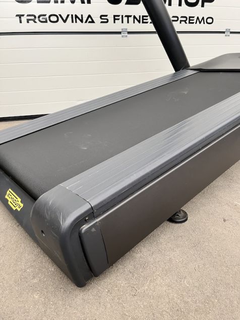 Technogym Excite Run 1000 LED Treadmill